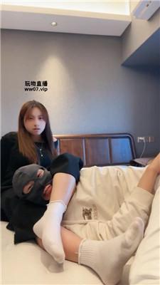 【肉肉sama】骑马狗爬-白袜脚踩-腿绞坐脸 JS250325-17