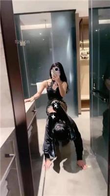 【玥樾】高跟长靴S开发小奶狗-骑马坐垫/舔黑丝脚