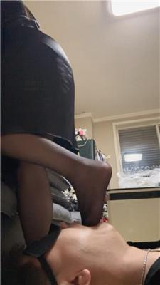 【曦颜】皮带抽打强迫舔 JS250305-18