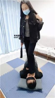 【木子】重度鞭打踩踏狗继父 JS250315-18