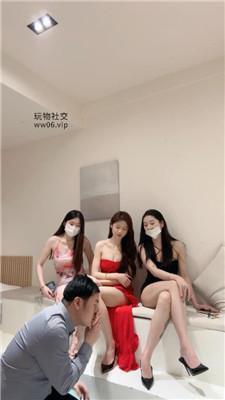 【泡芙】3S车模美腿蹂躏富二代 bf50423