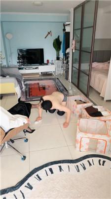 【苒溪】下跪监督家务奴 JS250411-6