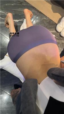 【小凤梨】纹身小妹的脚奴才 JS250311-26