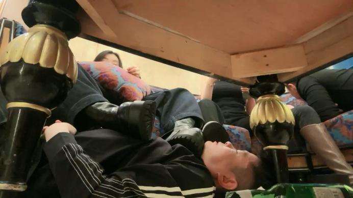 【文文文】KTV多素人-沉浸式脏鞋踩 JS250204-27