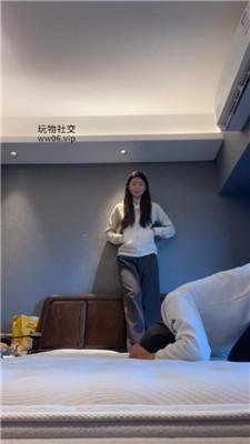 【伊未】坐脸窒息-黑棉袜踩虐 bf49815