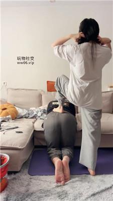 【埋汰】美足踩虐废物家奴 JS250217-8