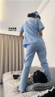 【漫漫大人】护士小姐姐用脚+圣水治疗 bf51623