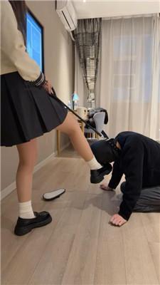 【九月】情侣主-JK主-皮鞋白袜蹂躏绿帽奴 JS250105-12