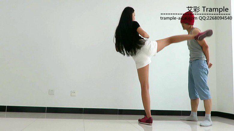 超漂亮天依女主暴打小流氓！