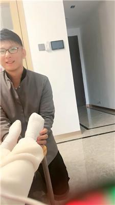 【薇薇情侣主】下跪伺候白袜女主人 JS250108-23