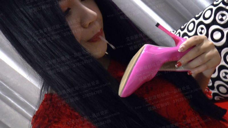 嘉利女王耳光羞辱调教