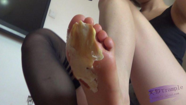 黑冰S 黑丝脚汗味面包喂食(推荐) 黑冰S 黑丝脚汗味面包喂食(推荐)