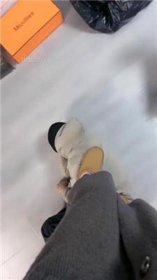【樱子大人】口吐喂食/雪地靴踩虐/提档耳光/鞭打