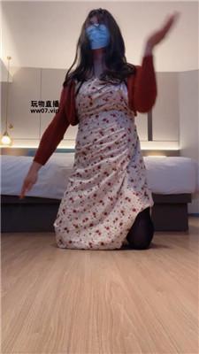 【柔儿】高跟御姐羞辱变装奴 JS250419-4