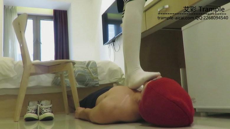 【超美媛主】过膝棉袜剧情！老师在我的脚下！