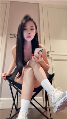 【曼依】爬进来    250221-16