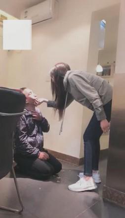 【VIVI】剧情:偷原味的猥琐邻居