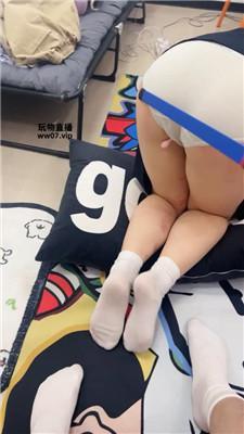 【饭饭】母畜-情侣主-白袜黑丝脚羞辱【双视角版】 JS250415-26