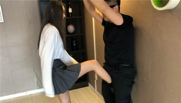 学生妹的玩弄 学生妹的玩弄