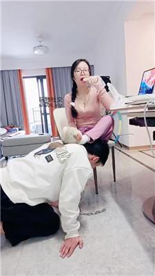 【南月女神】起床对狗撒气 bf50458