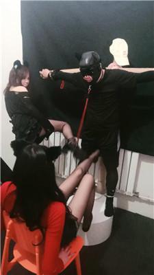 【九创】十字架捆绑多主虐打 JS250308-15