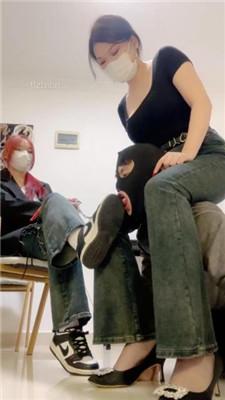 【甜心教主】双S-鞋碾压踩/揪耳朵/舔口水鞋底/腿夹【双视角版】