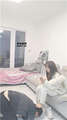 【开发大神】强迫磕头犯贱-舔脏鞋底 JS250329-24