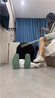 【沐沐大大】跪舔清理脏小白鞋肉丝jio JS250310-11