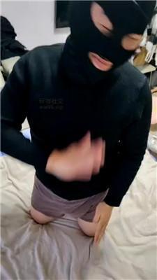 【小羊咩咩】自己抽耳光/棉袜脚踩踏  JS250110-5