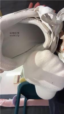 【兔兔酱】桌底的狗    250220-22