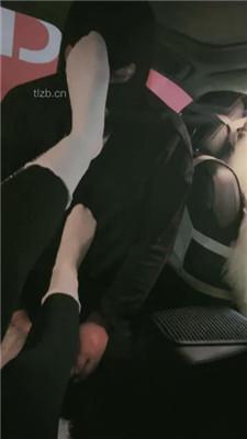 【芷镜小主】车内让奴甜脏鞋臭脚