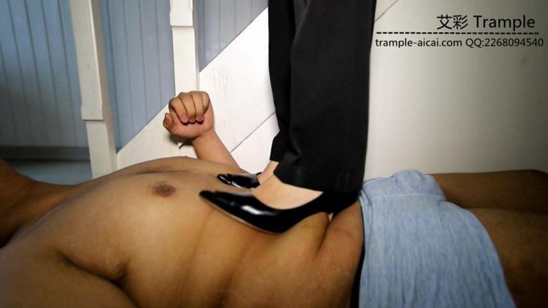 【冰时代】焱冰s职业装细高跟极端踩踏