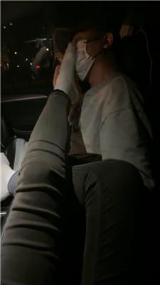 【苒溪】车内白袜jio恋足狂舔 JS250117-29