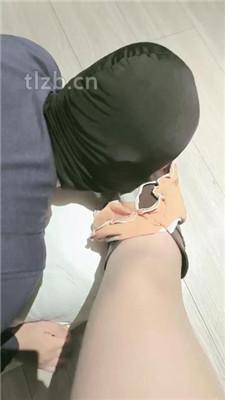 【樊樊】狗嘴清理脏鞋脏内裤/套头/肉丝脚踩踏/插嘴