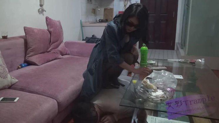 小刚流浪记第3集小刚被遗弃,继续被女教师收留 中集