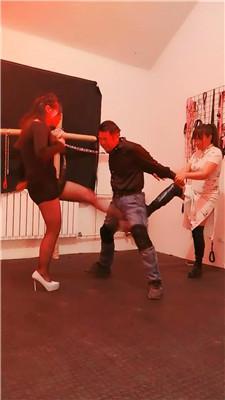 【鸿运】多女王-圈内聚会群调【双视角版】 JS250401-7