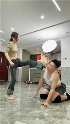 【麋鹿银儿】超恶咀嚼物混合脏鞋底泥/高跟踩狠抽耳光 bf51198