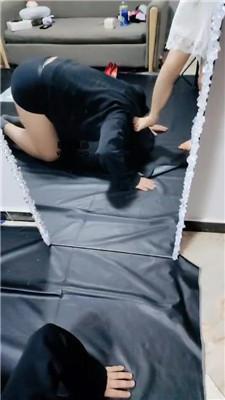 【苏可】狗嘴清理高跟玉足 JS250418-7