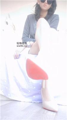 【樱花落】闻袜子的香气    250117-16