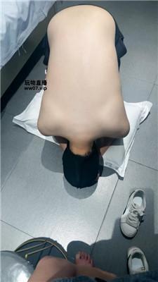 【小凤梨】甘愿被纹身妹子羞辱 bf52449