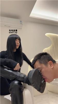 【酸菜小猪脚】坐脸窒息/长靴捂超臭白袜脚 bf51286