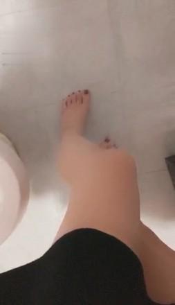 vivi-两只狗奴犯贱