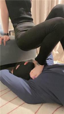 【筱月】健身后运动鞋白袜气味控制