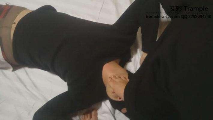 陌陌上认识的足浴店女技师的初次调教