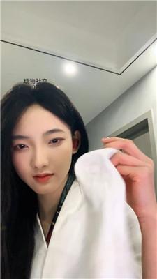 【千千】裸足丝足炸干    250117-5