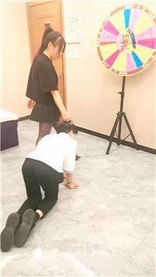 【带刺的玫瑰】按摩技师求做女顾客的狗 JS250429-11