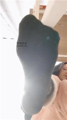 【上海汤圆】红黑棉袜    250130-21