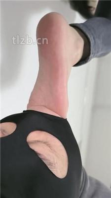 【稚主】裸足全体重踩人体桥梁/臭脚捂脸/脚插嘴