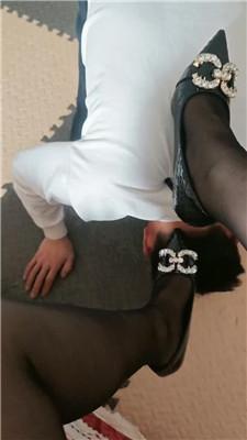 【魅影】高跟黑丝踩虐兄弟奴 JS250123-38