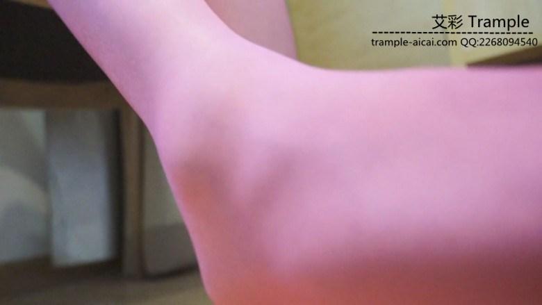 瑶瑶学生主口水耳光虐奴